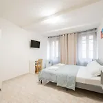 아파트 Residenze Amelia *